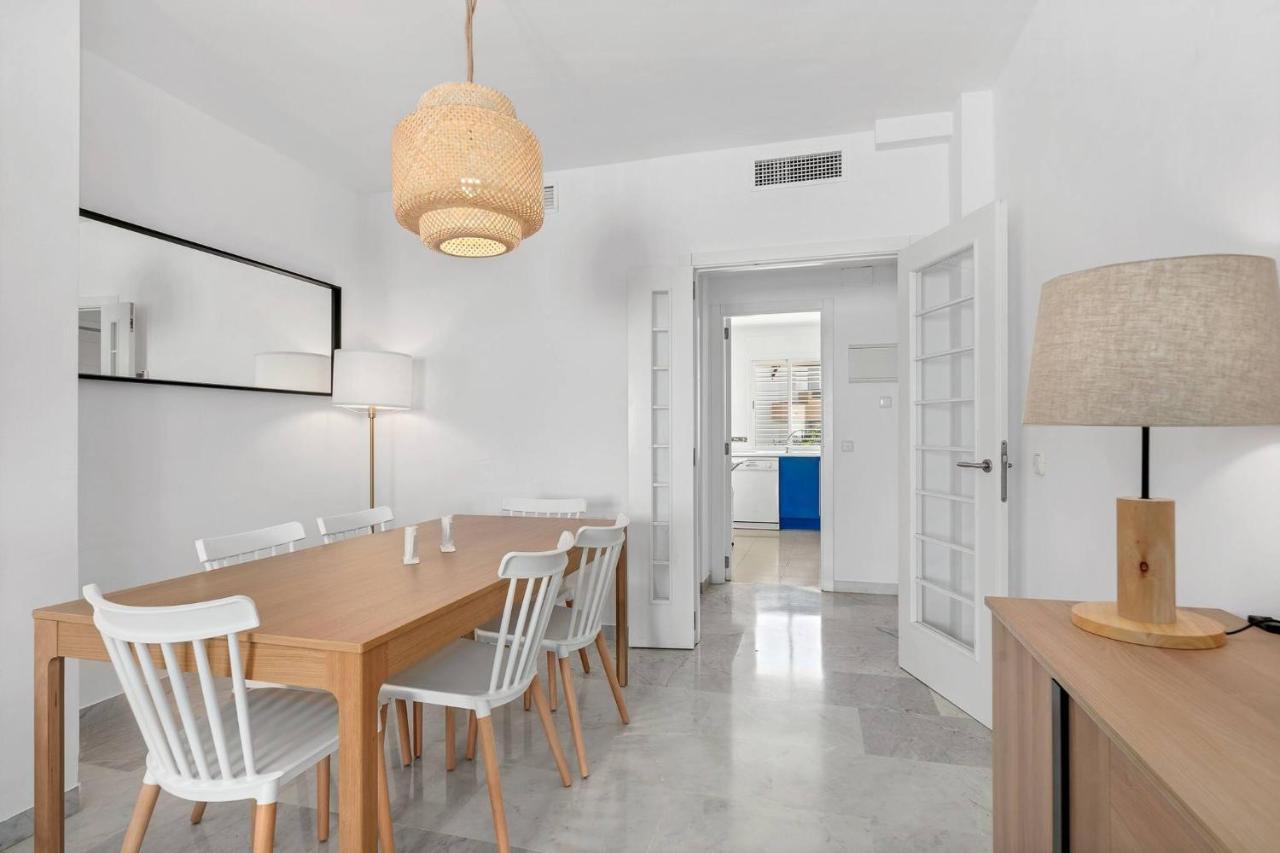 Family With Pool Apartment Marbella