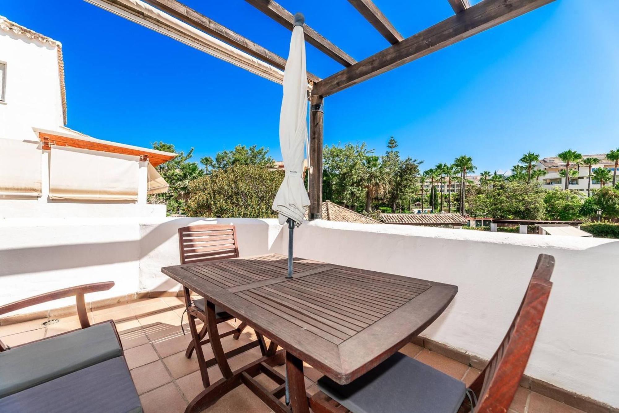 Family With Pool Apartment Marbella